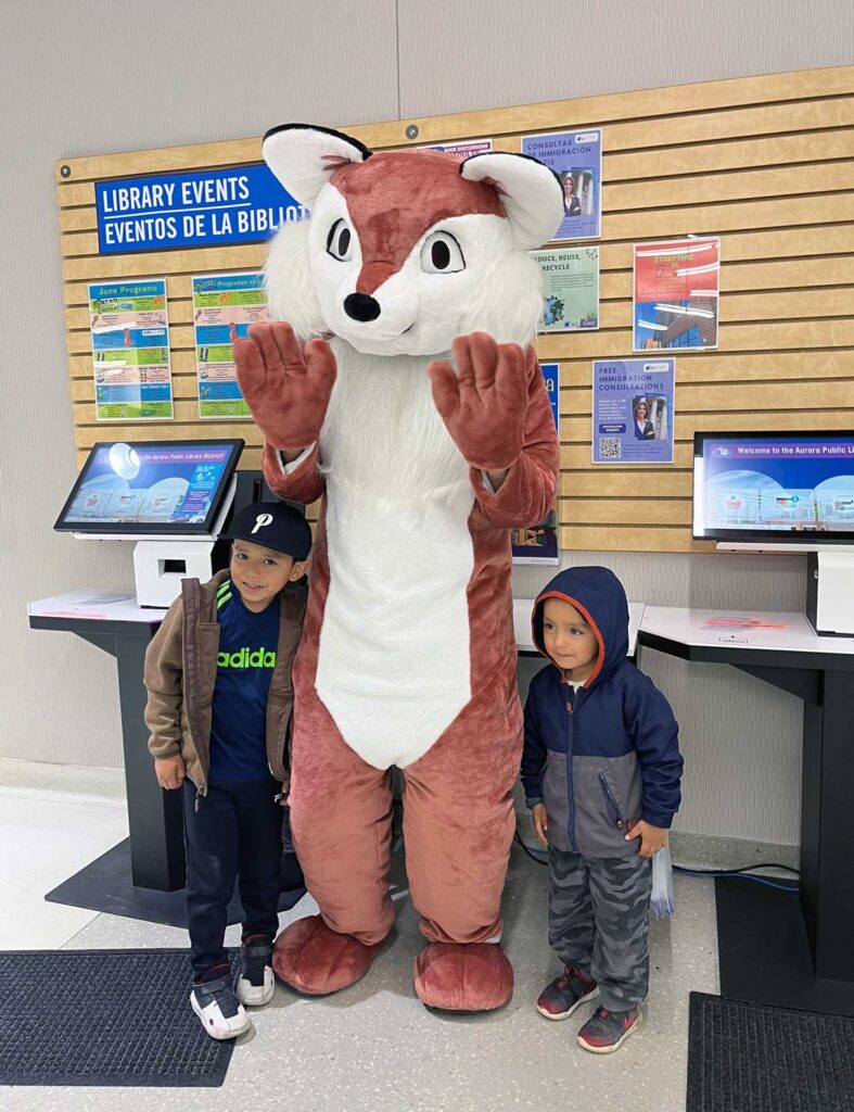 aurora-library-mascot-and-children